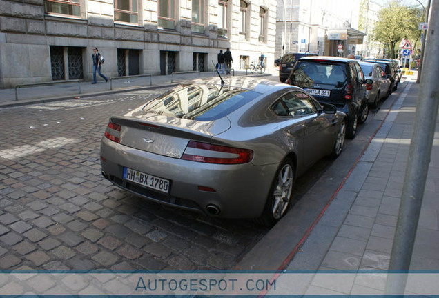 Aston Martin V8 Vantage