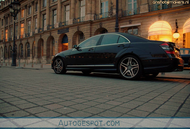 Mercedes-Benz S 63 AMG W221