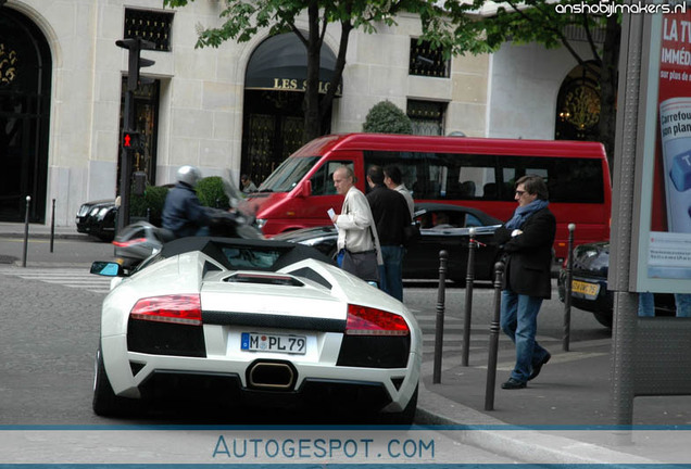 Aston Martin DB9 Volante