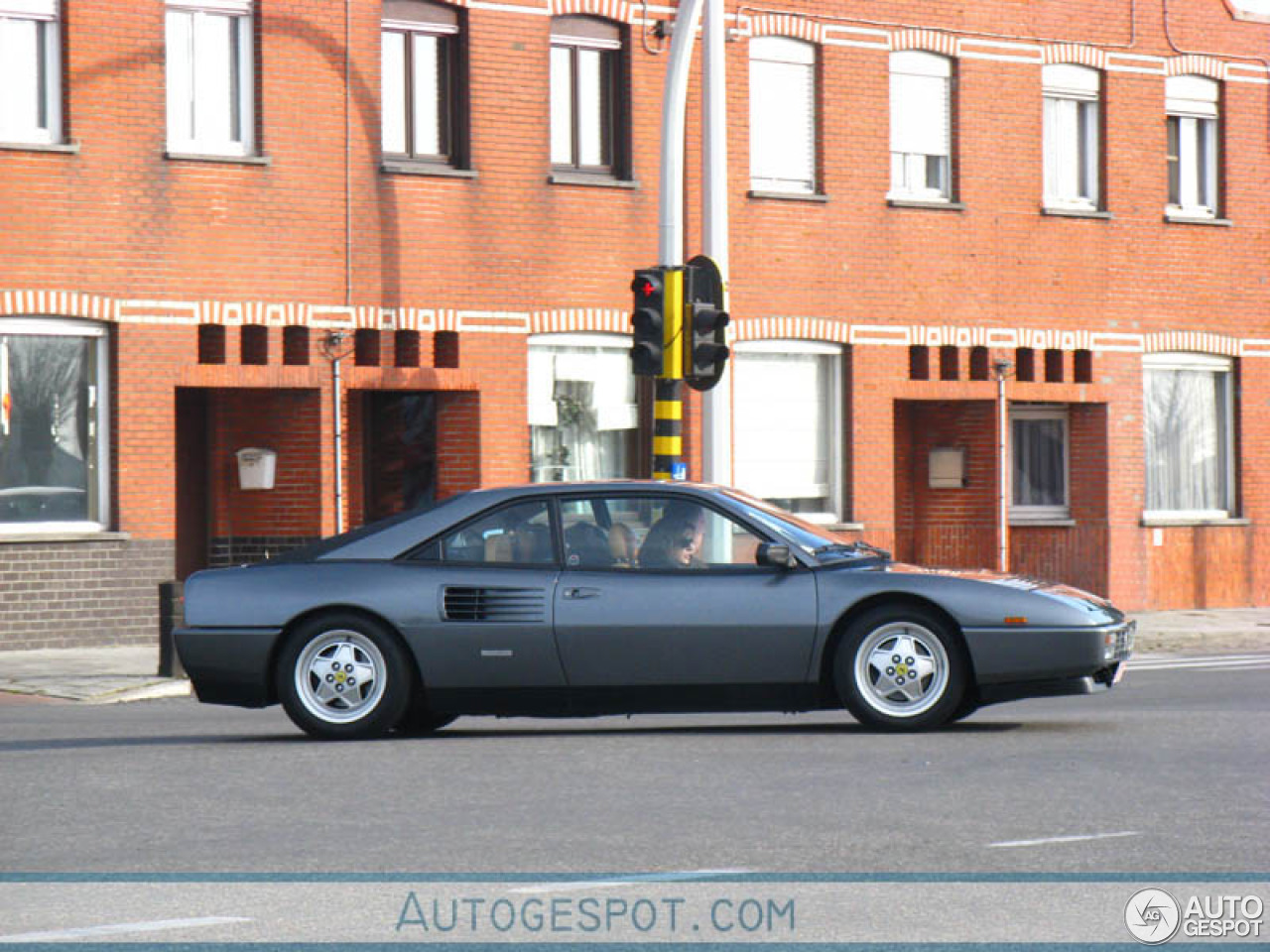 Ferrari Mondial T