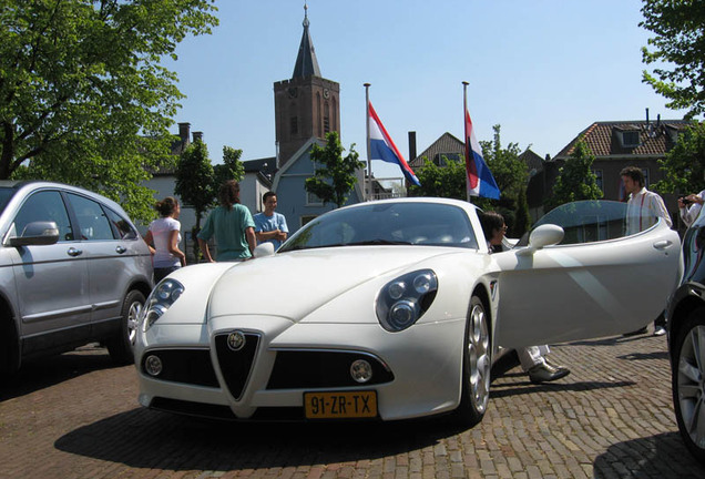 Alfa Romeo 8C Competizione