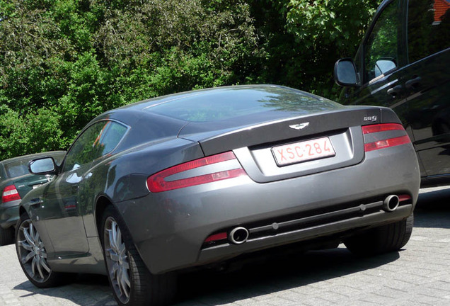 Aston Martin DB9