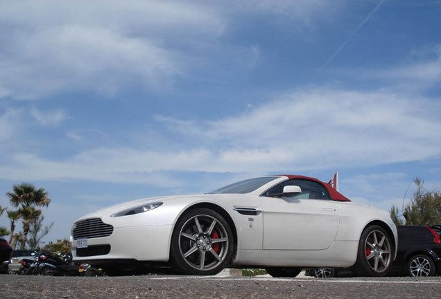 Aston Martin V8 Vantage Roadster