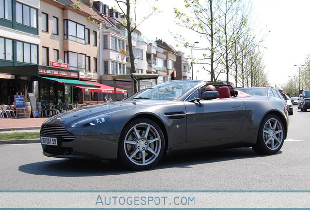 Aston Martin V8 Vantage Roadster