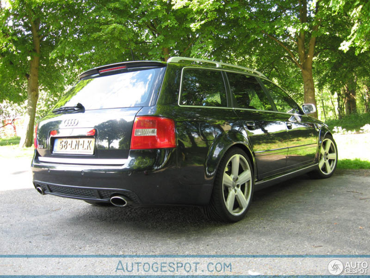 Audi RS6 Avant C5