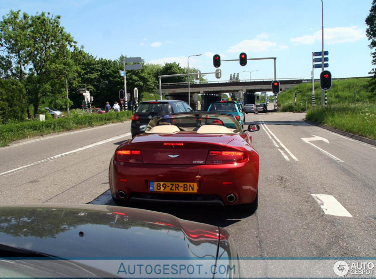 Aston Martin V8 Vantage Roadster