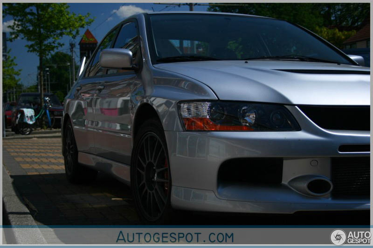 Mitsubishi Lancer Evolution IX