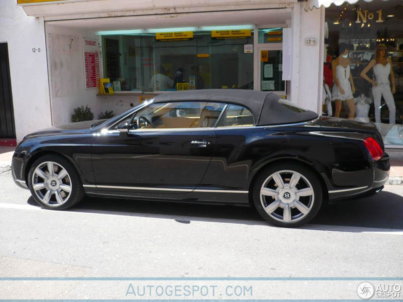 Bentley Continental GTC