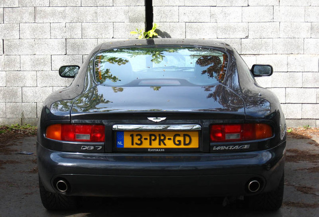 Aston Martin DB7 Vantage