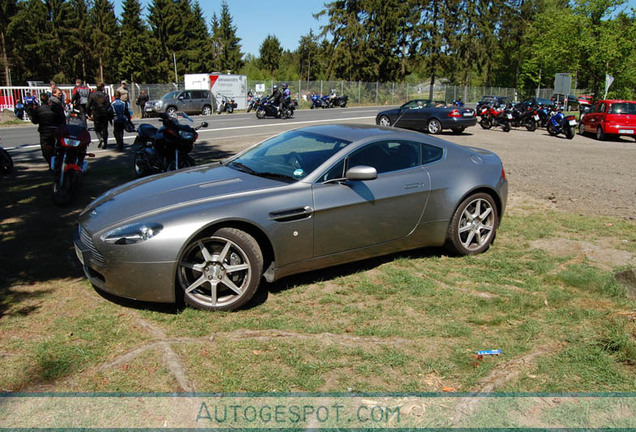 Aston Martin V8 Vantage