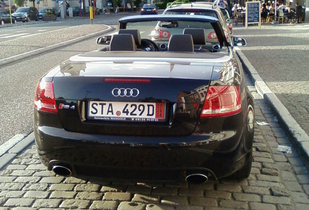 Audi RS4 Cabriolet