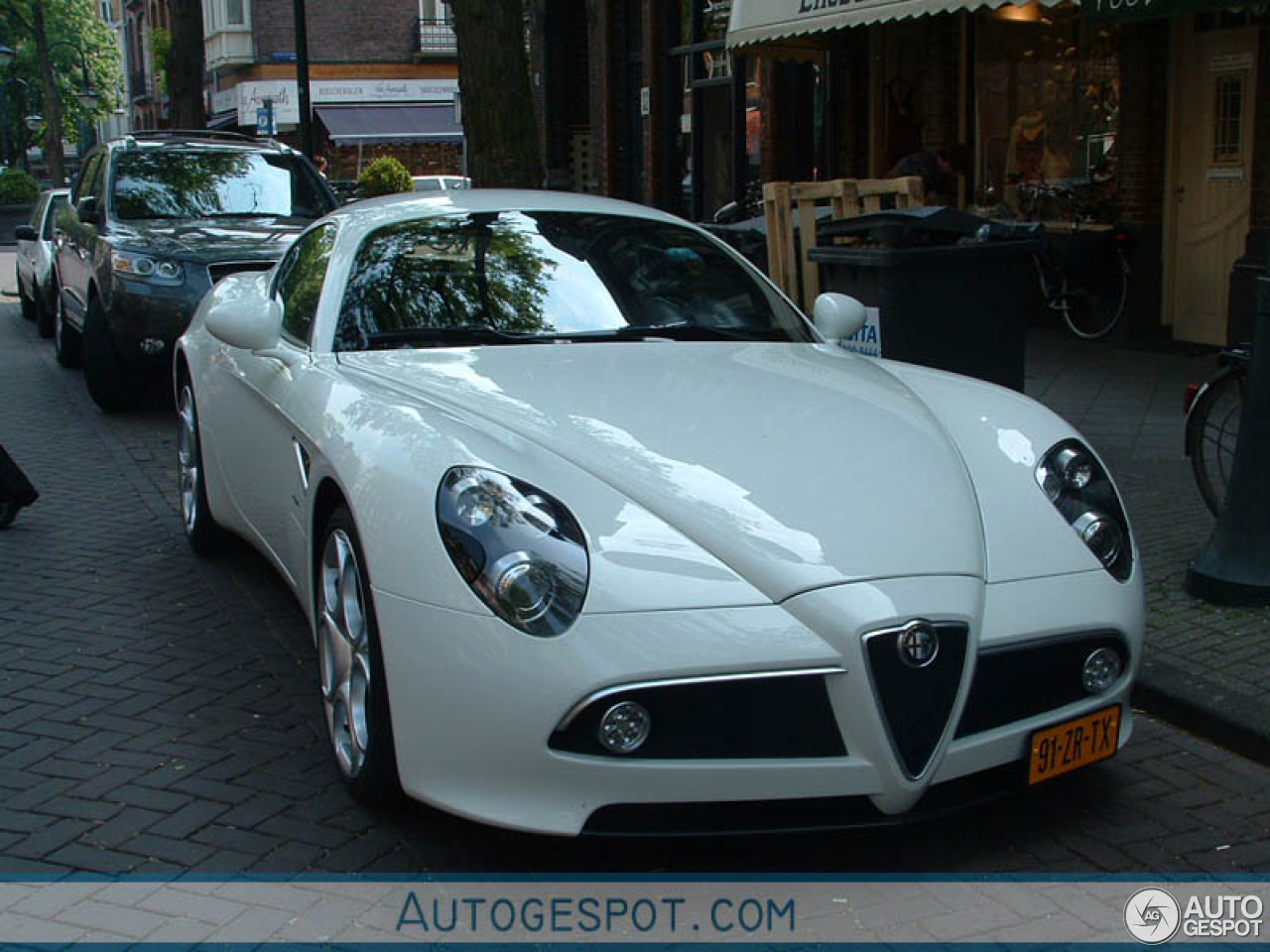 Alfa Romeo 8C Competizione