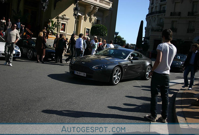 Aston Martin V8 Vantage