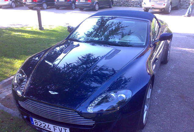 Aston Martin V8 Vantage Roadster