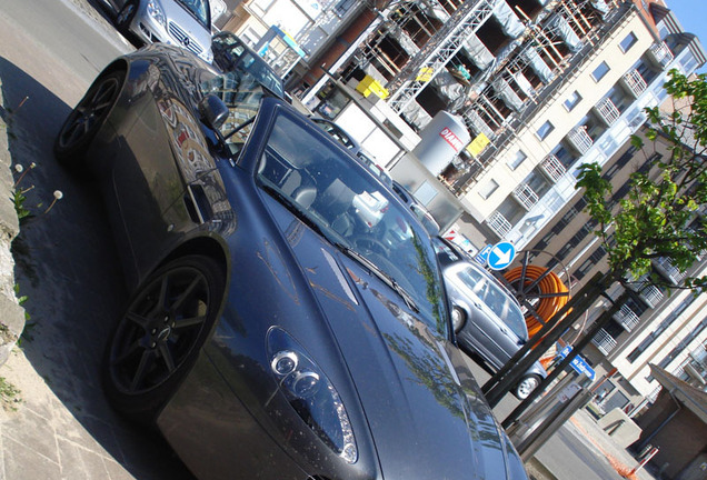 Aston Martin V8 Vantage Roadster