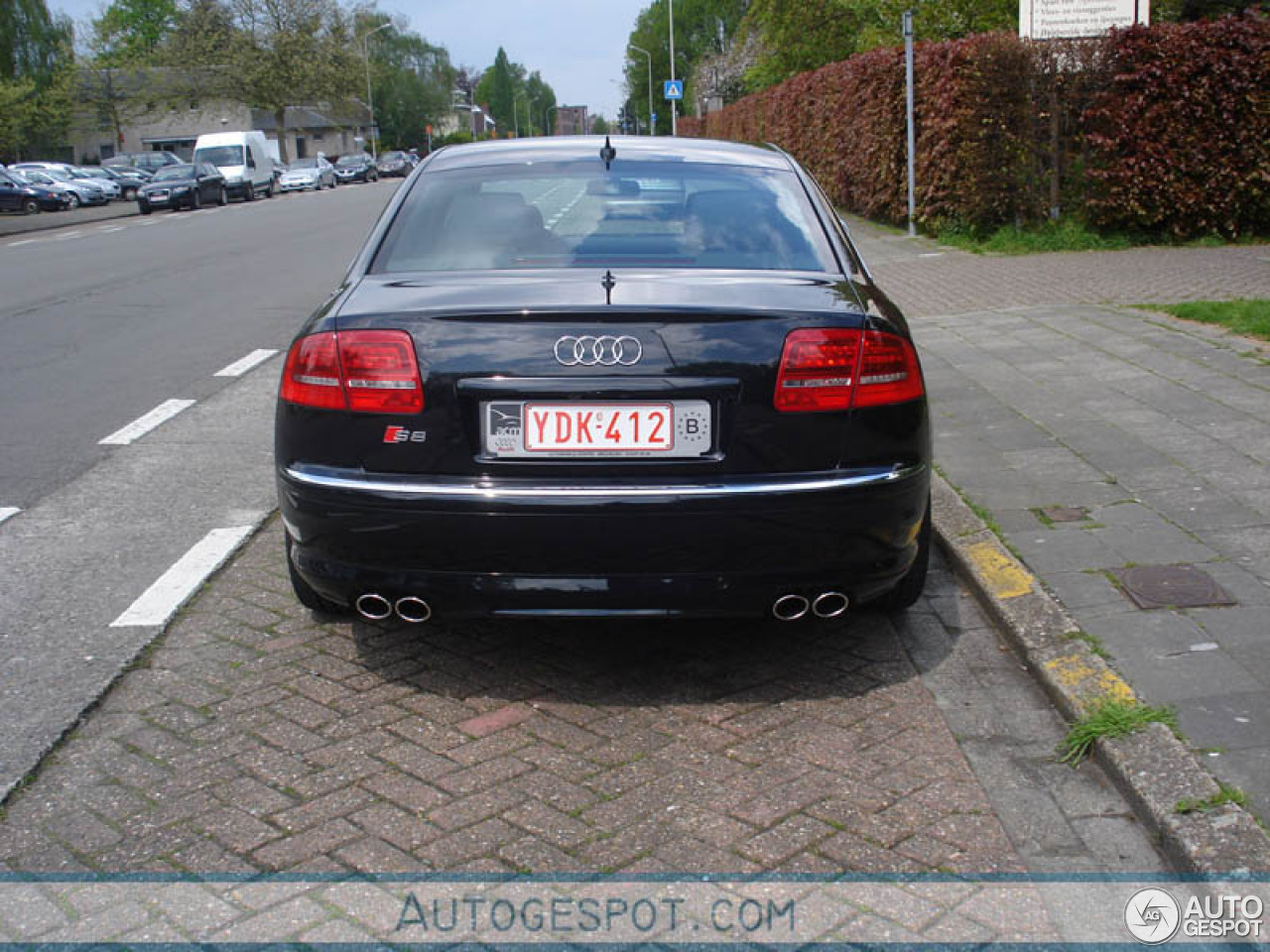 Audi S8 D3