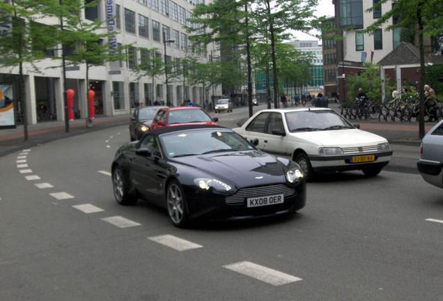 Aston Martin V8 Vantage Roadster