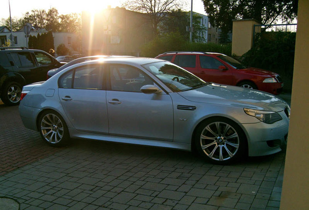 BMW M5 E60 2005