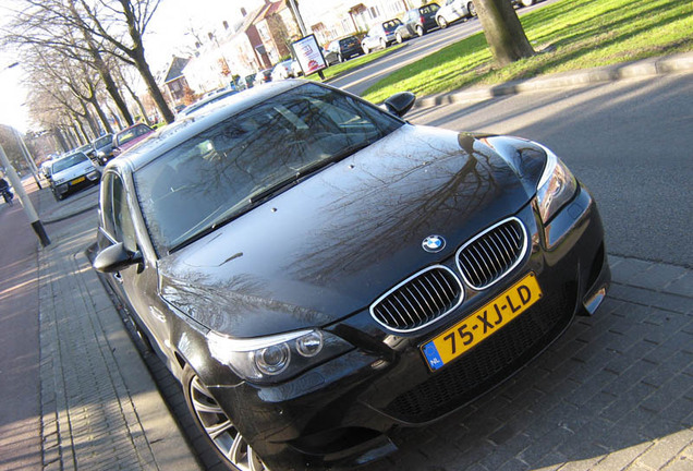 BMW M5 E60 2005