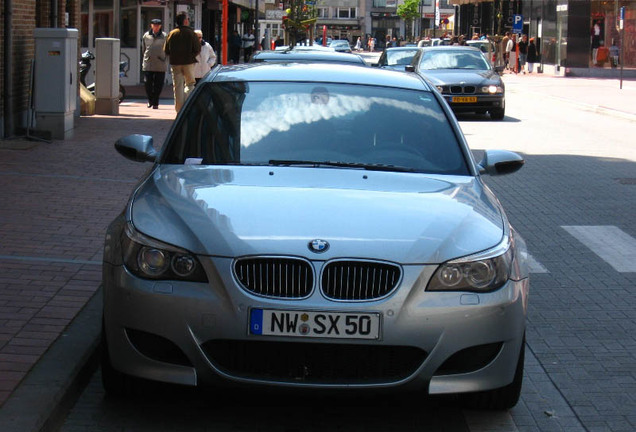 BMW M5 E60 2005