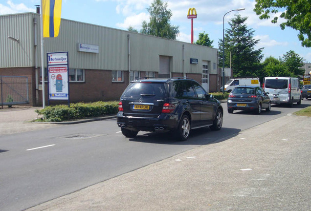 Mercedes-Benz ML 63 AMG W164