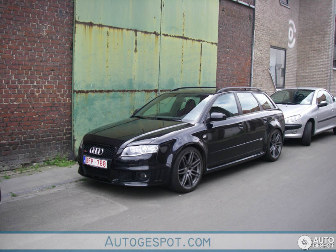 Audi RS4 Avant B7