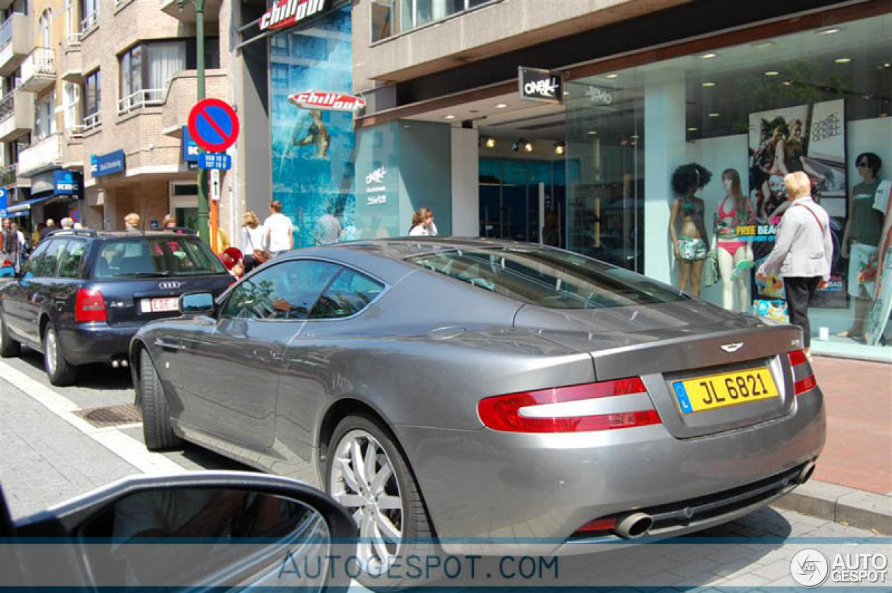 Aston Martin DB9