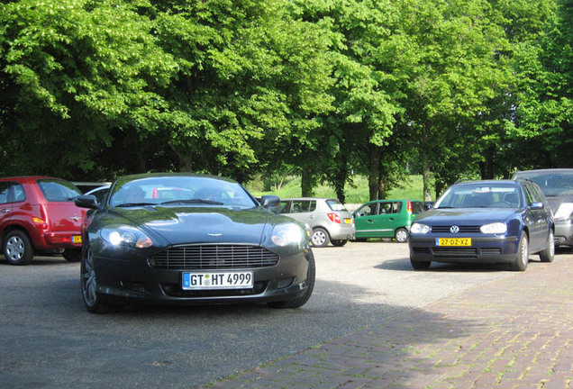 Aston Martin DB9