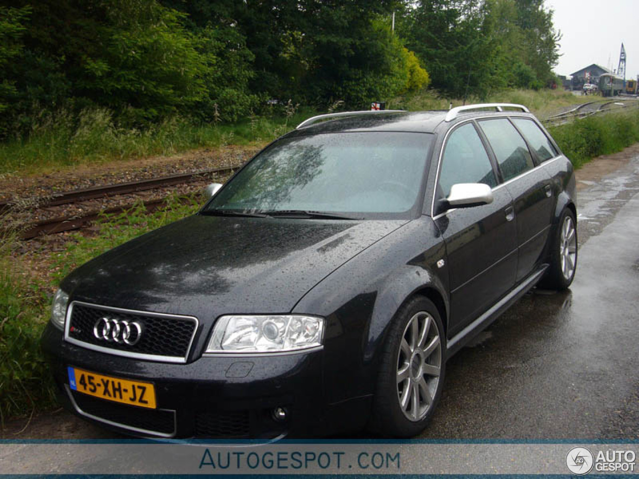 Audi RS6 Avant C5