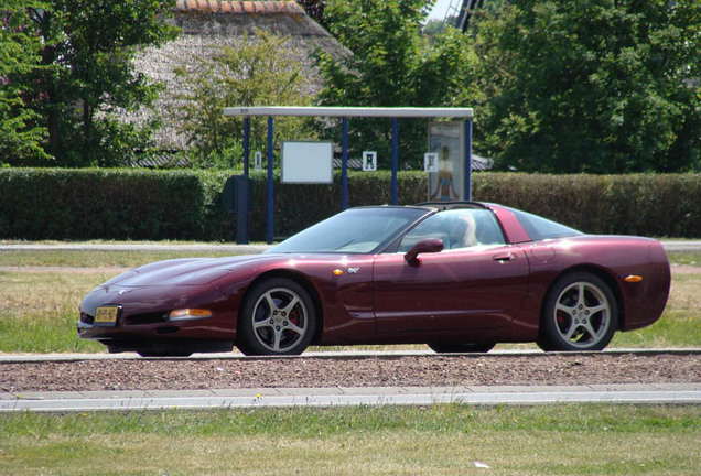 Chevrolet Corvette C5 50th Anniversary