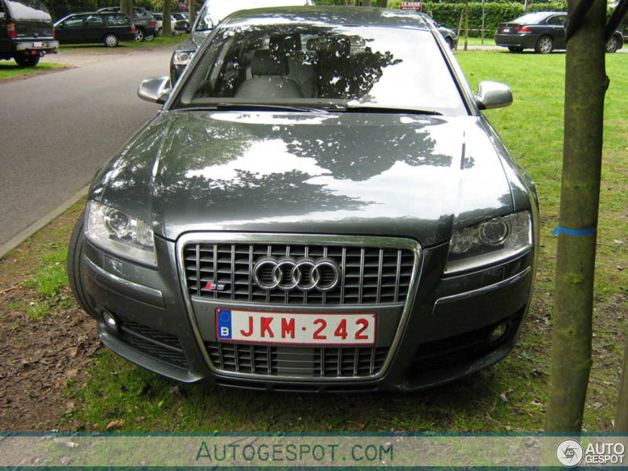 Audi S8 D3