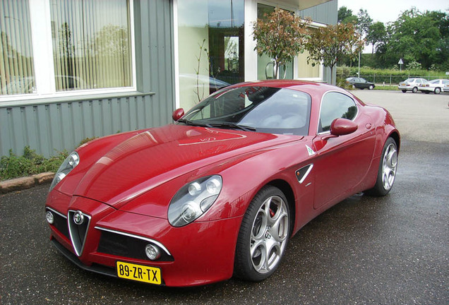 Alfa Romeo 8C Competizione