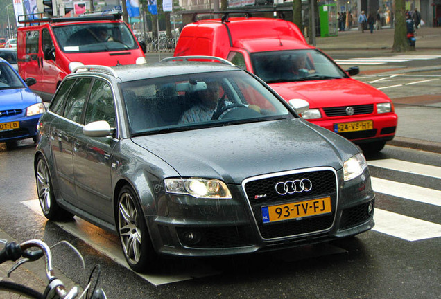 Audi RS4 Avant B7