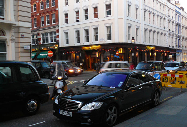 Mercedes-Benz S 63 AMG W221