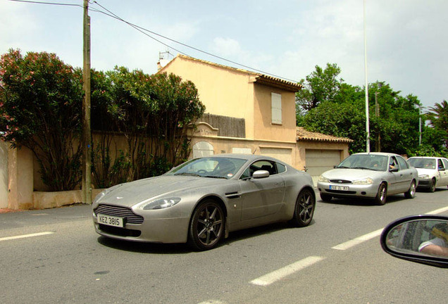 Aston Martin V8 Vantage