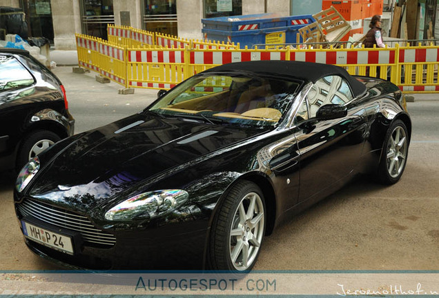 Aston Martin V8 Vantage Roadster