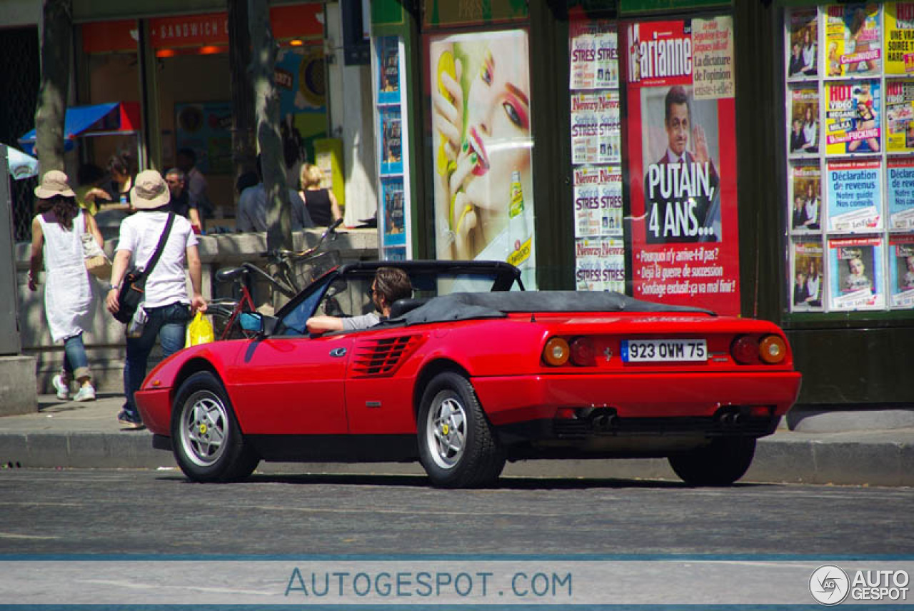 Ferrari Mondial 3.2 Cabriolet