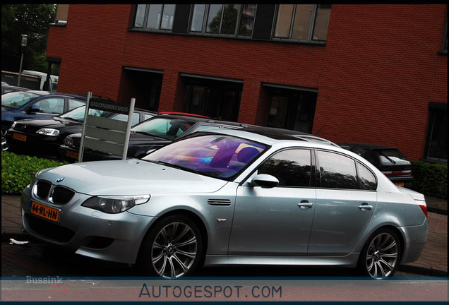 BMW M5 E60 2005