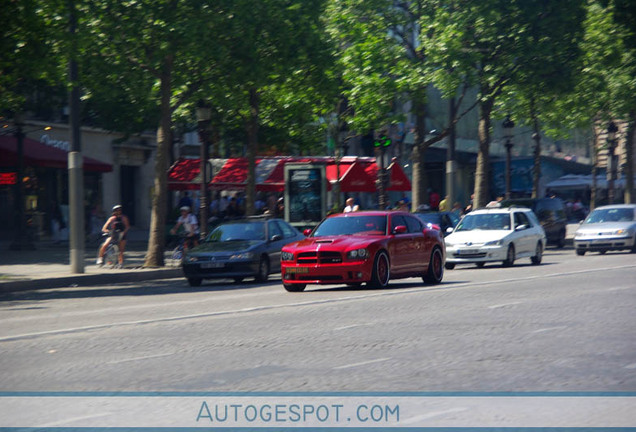 Dodge Charger SRT-8