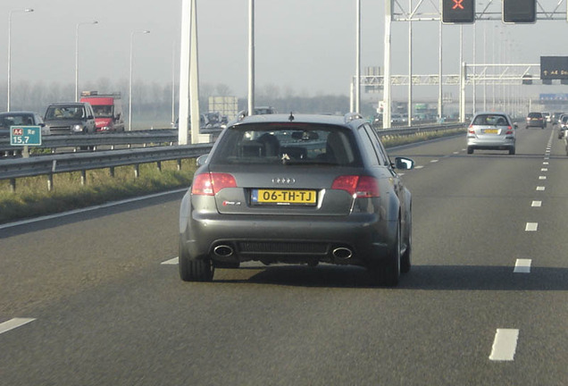 Audi RS4 Avant B7