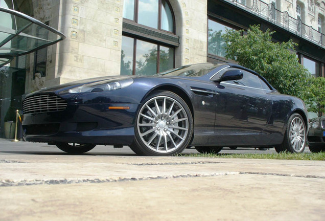 Aston Martin DB9 Volante