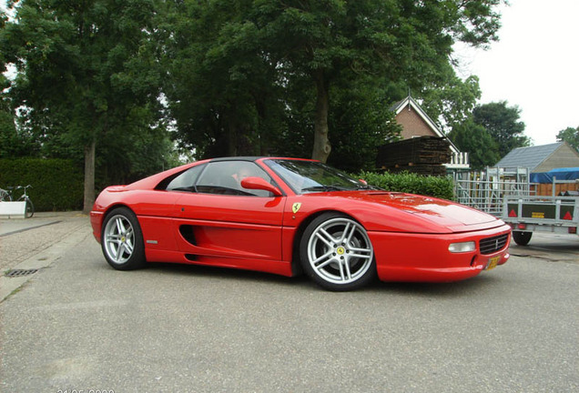 Ferrari F355 GTS