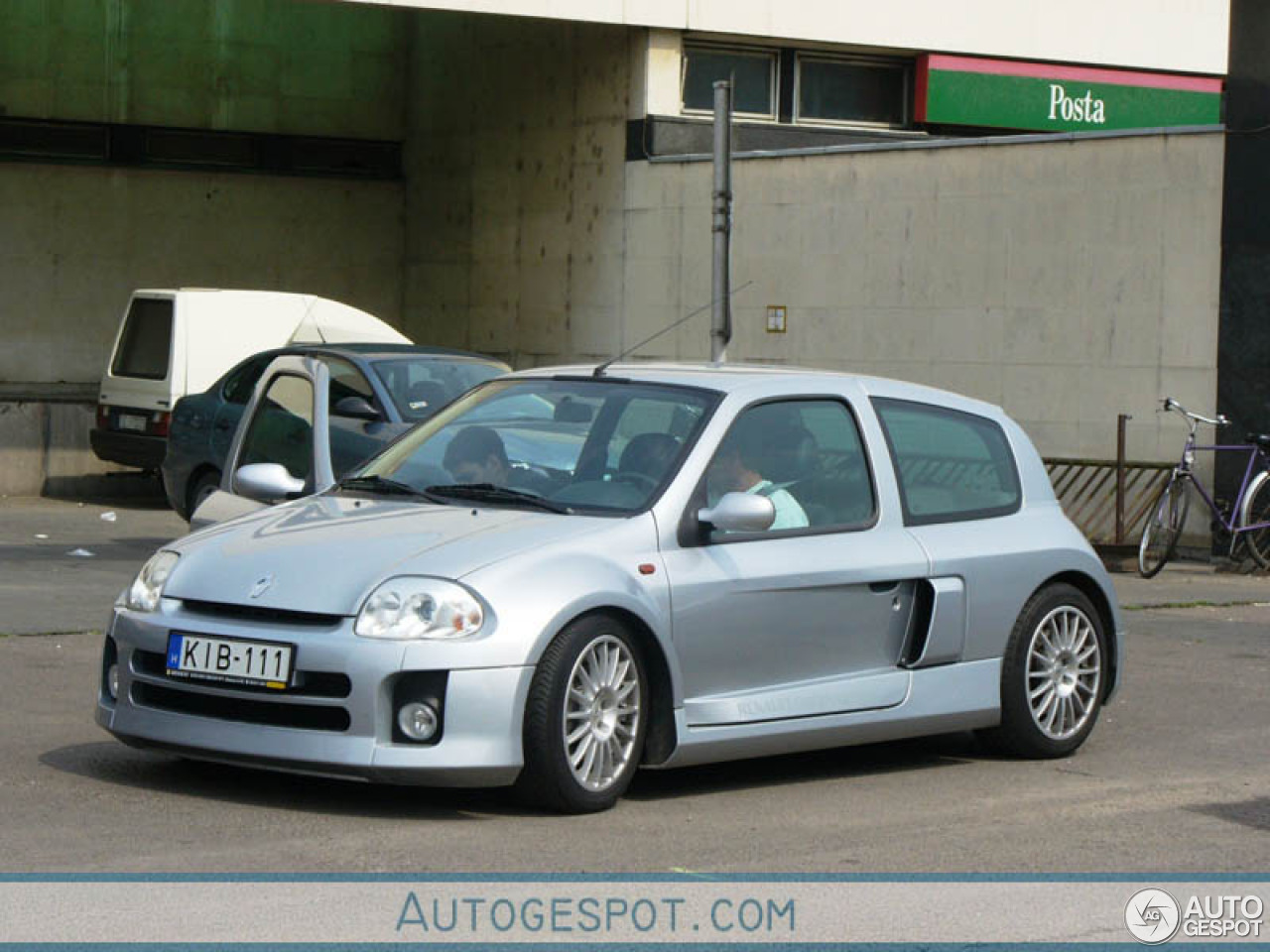 Renault Clio V6