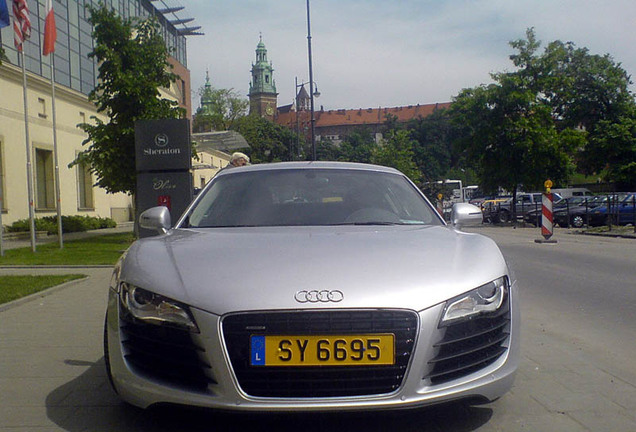 Audi R8