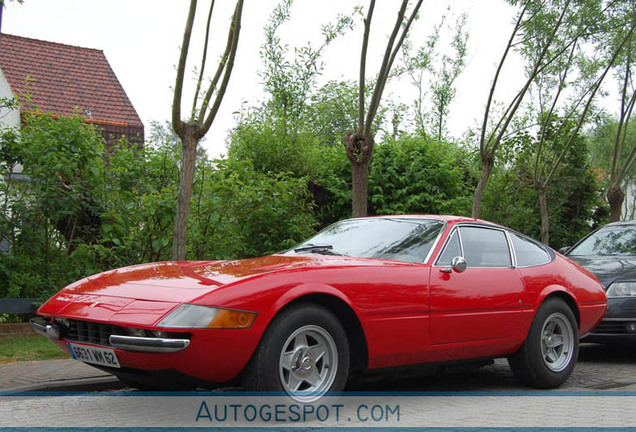 Ferrari 365 GTB/4 Daytona