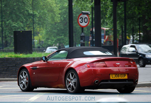 Aston Martin V8 Vantage Roadster