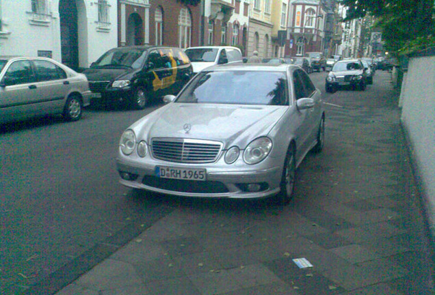 Mercedes-Benz E 55 AMG