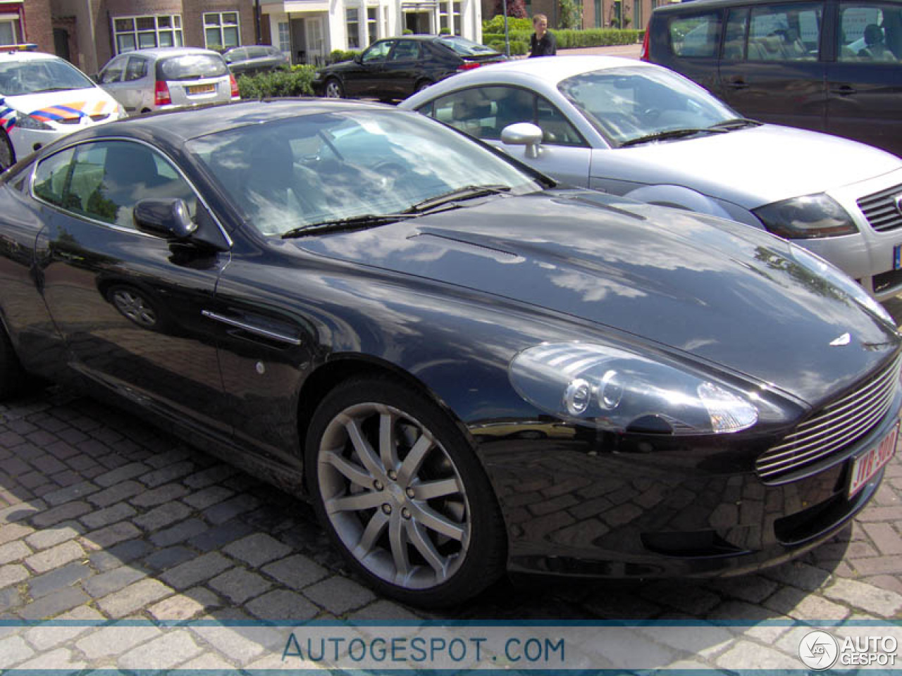 Aston Martin DB9