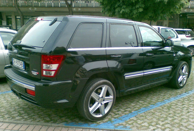 Jeep Grand Cherokee SRT-8 2005