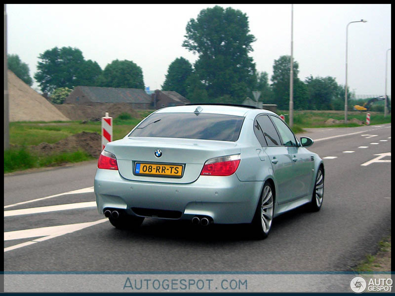 BMW M5 E60 2005